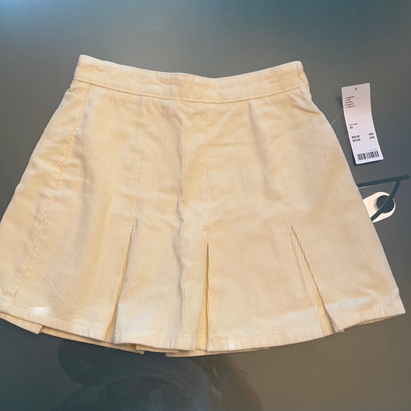 Urban Outfitters Dresses & Skirts - Urban outfitters corduroy skirt